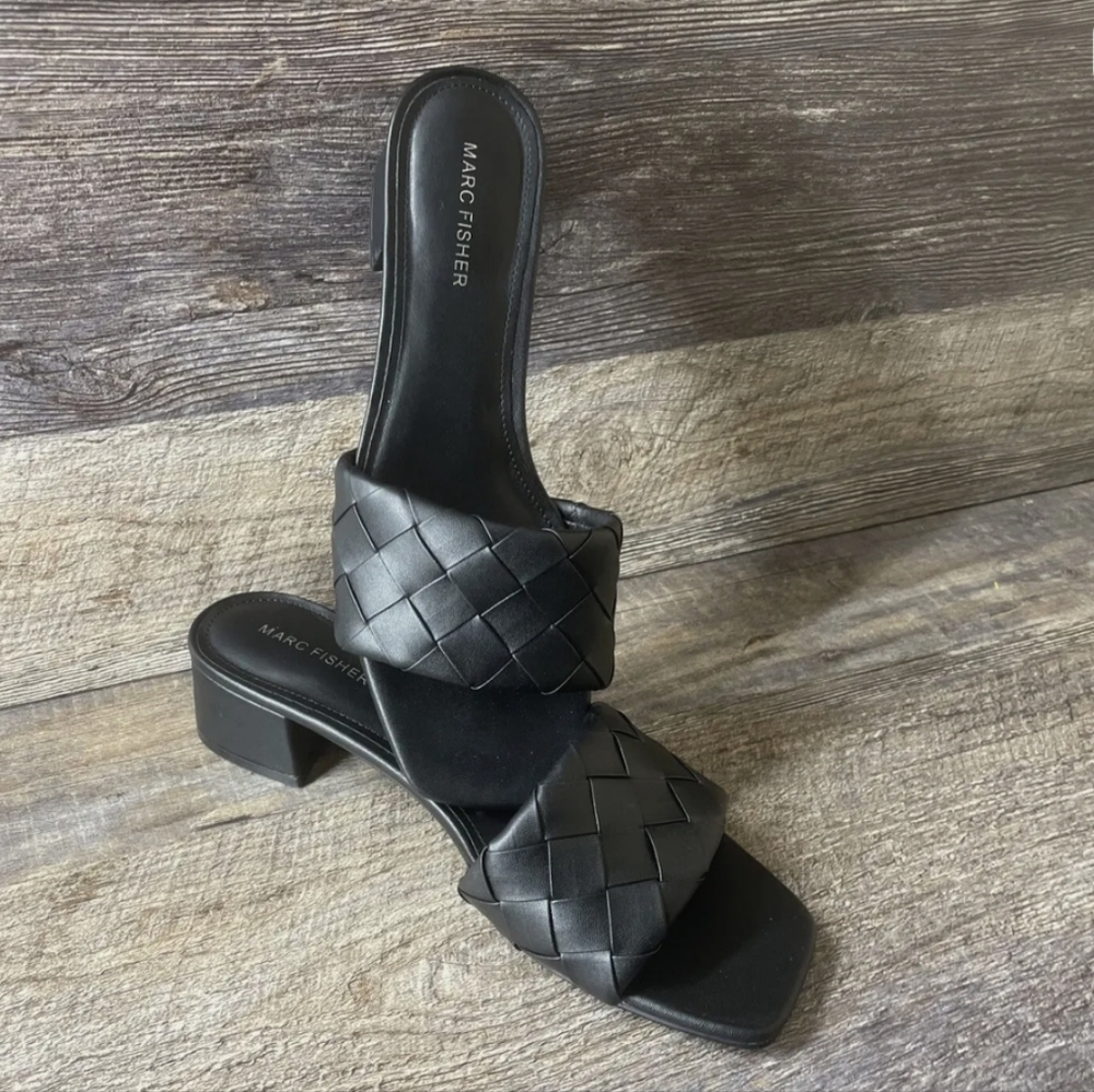 Marc Fisher Casara Slide sandals/  mule